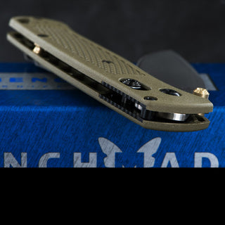 Benchmade Bugout Folding knife, Grey coated blade and Ranger Green handle