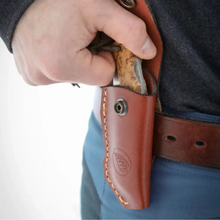 Stylish Veg tanned knife sheath for the Lars Falt folding knives by Casstrom