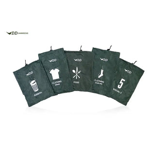 DD Organiser bags, 5 waterproof bags to organise your kit when in the outdoors. Green waterproof bags with a drawstring closure.